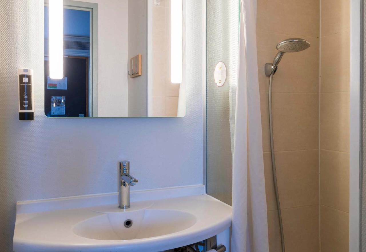 B&B Hotel Orleans Ouest Ла-Шапель-Сен-Мемен Экстерьер фото