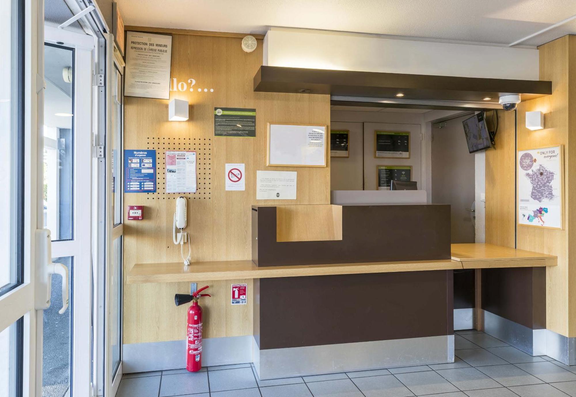 B&B Hotel Orleans Ouest Ла-Шапель-Сен-Мемен Экстерьер фото