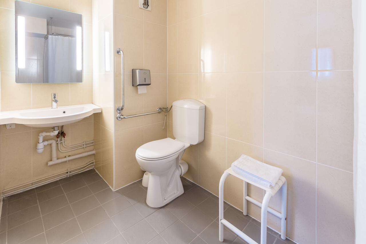 B&B Hotel Orleans Ouest Ла-Шапель-Сен-Мемен Экстерьер фото